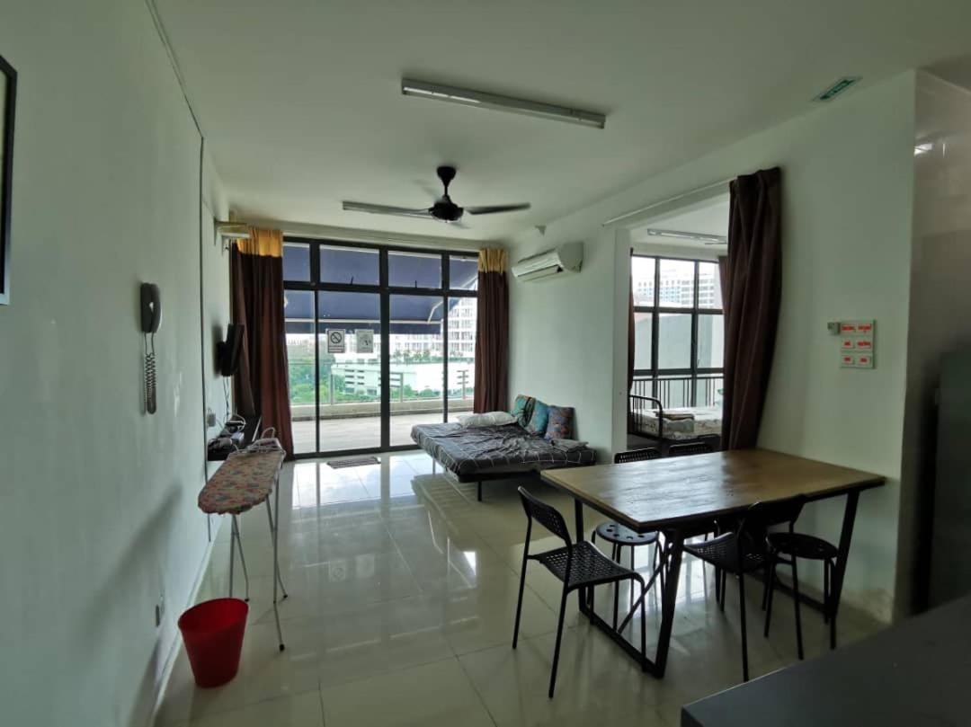 Vista Alam Serviced Apartment Near Idcc Sacc Pkns Uitm Msu Avisena ชาห์อาลัม ภายนอก รูปภาพ