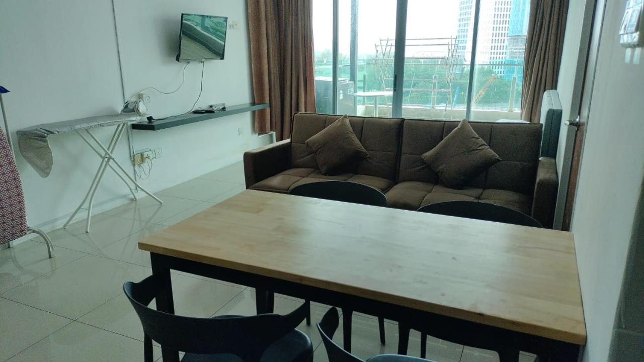 Vista Alam Serviced Apartment Near Idcc Sacc Pkns Uitm Msu Avisena ชาห์อาลัม ภายนอก รูปภาพ